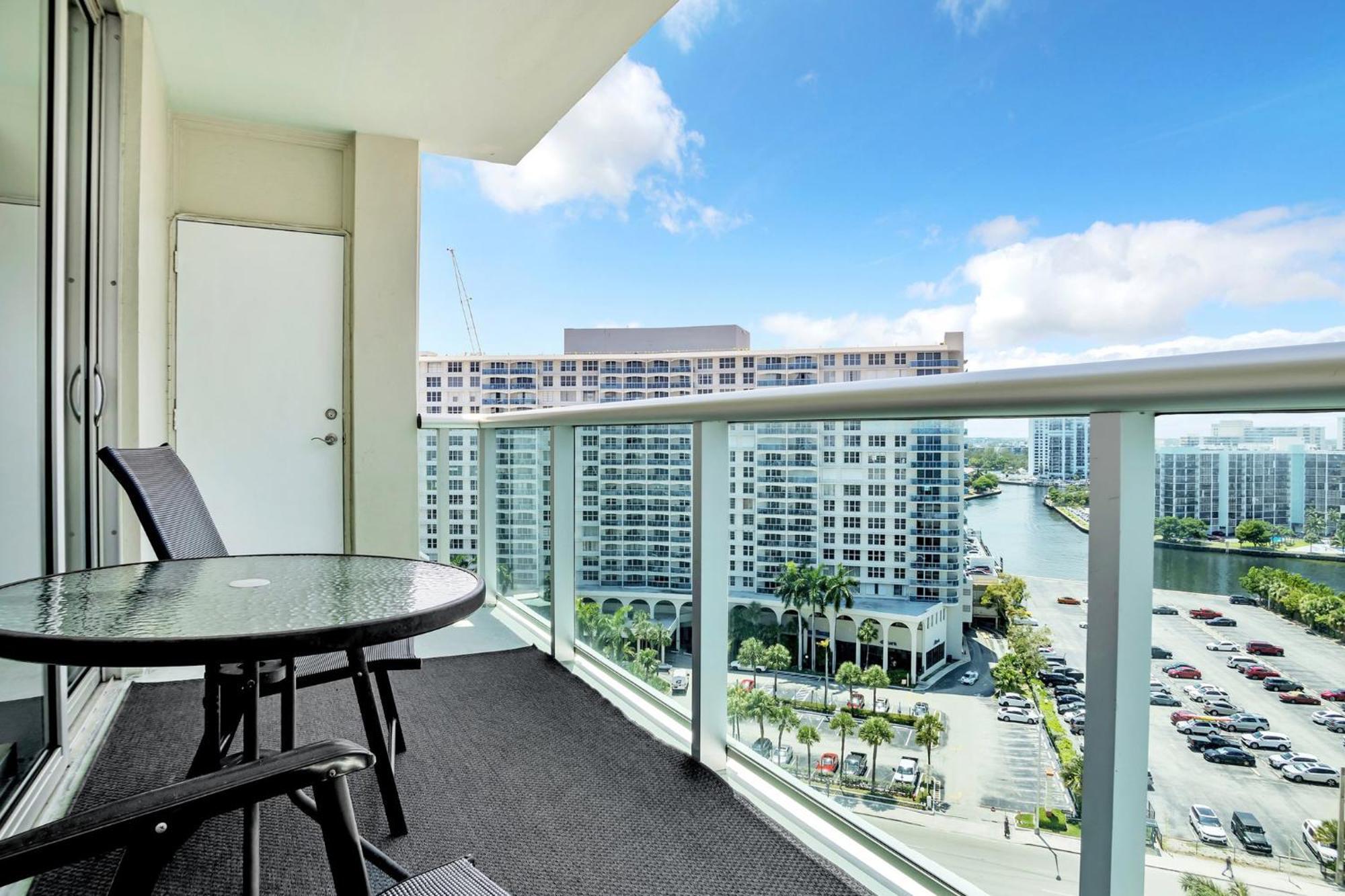 The Tides Apartments On The Beach Hollywood Exteriör bild
